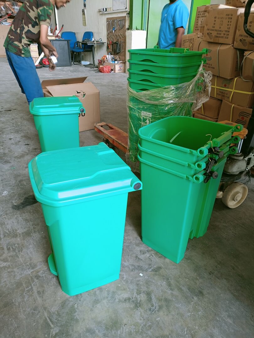 Tempat Sampah Injak 100 Liter - Gambar 3